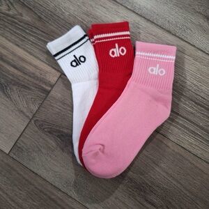 Alo Throwback socks 3 pairs brand new